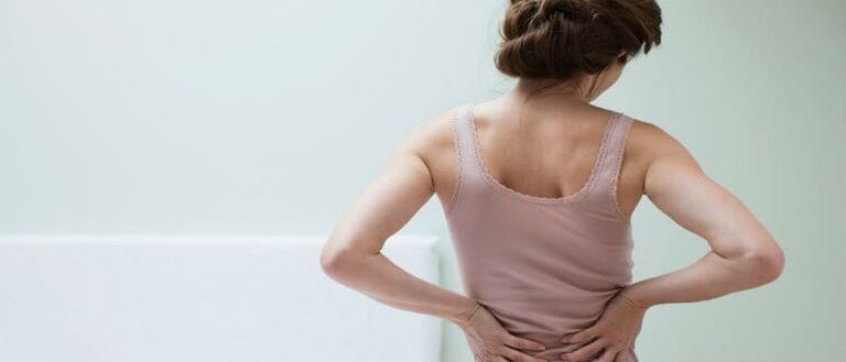 Osteochondrosis tulang belakang pada seorang wanita