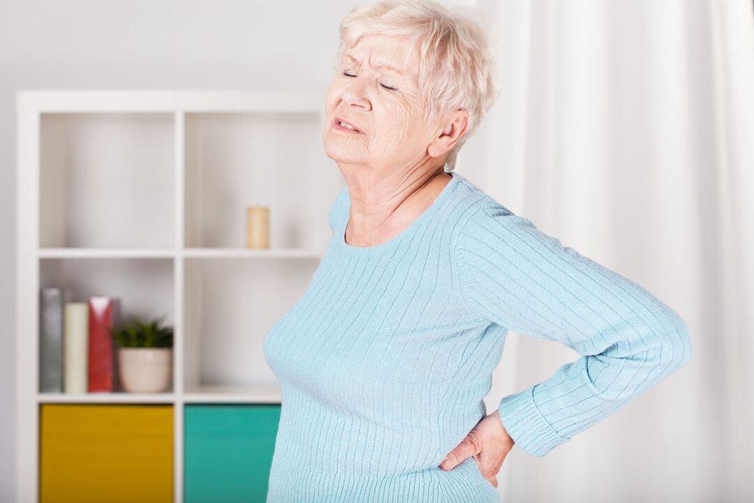 Nyeri punggung bawah pada wanita bisa menjadi penyebab osteochondrosis